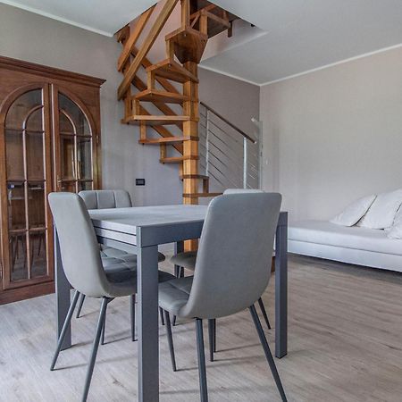 La Casa Delle Farfalle - Cir Vda Sarre 0001 Aosta Eksteriør bilde