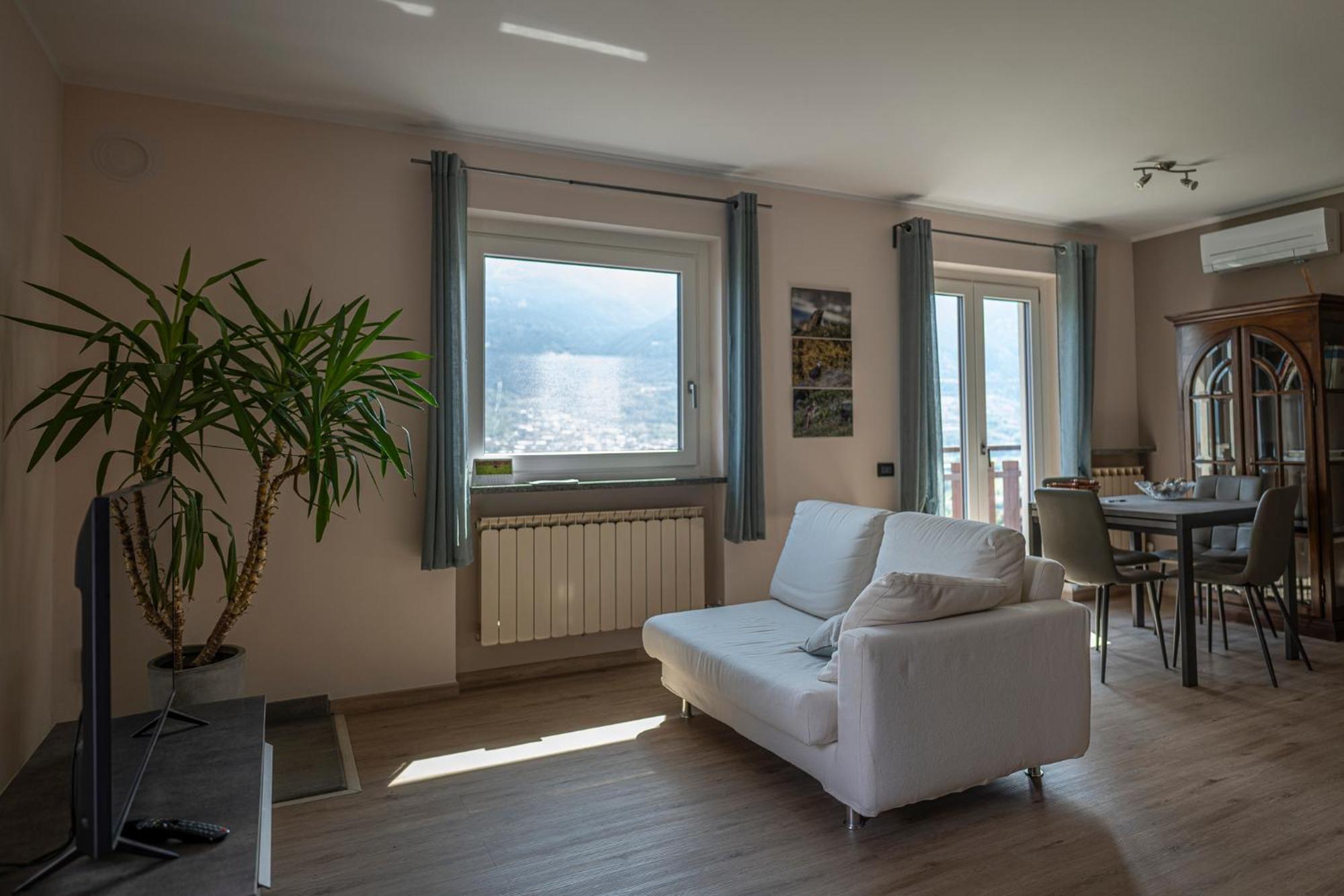 La Casa Delle Farfalle - Cir Vda Sarre 0001 Aosta Eksteriør bilde