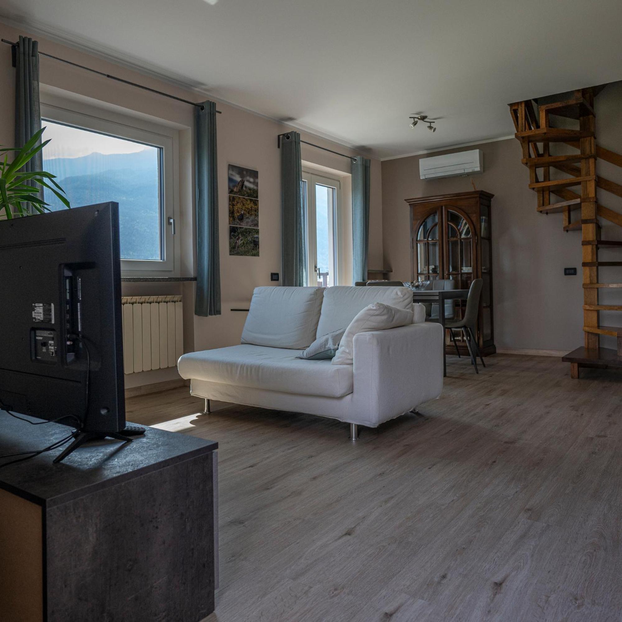 La Casa Delle Farfalle - Cir Vda Sarre 0001 Aosta Eksteriør bilde